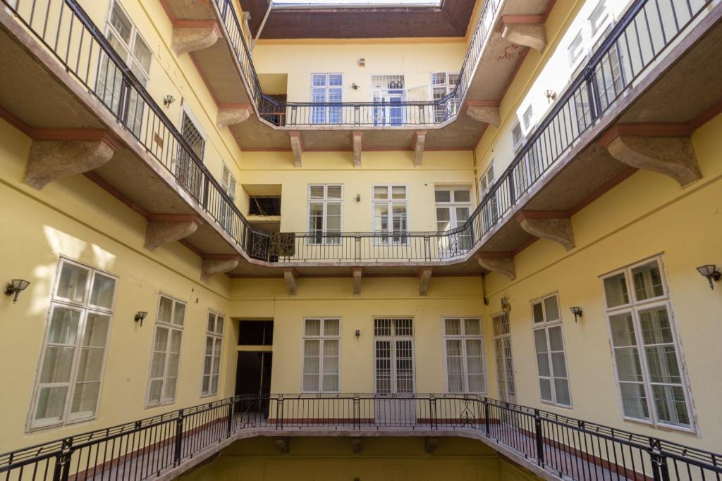 Luxury Lisbeth Apartman Budapest Exterior foto